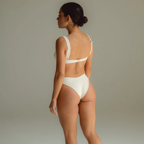 Montce White Ribbed Bikini - Picture 7 of 14